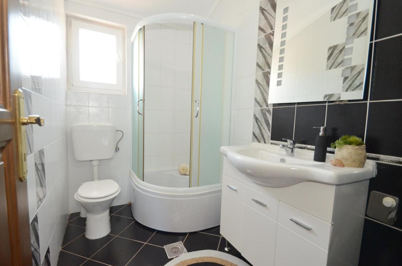 Stradioti Apartments Tivat Zewnętrze zdjęcie