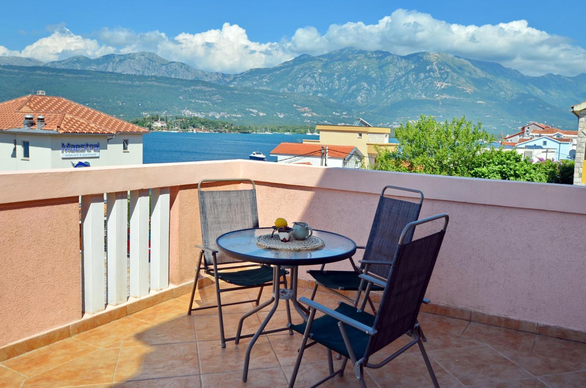 Stradioti Apartments Tivat Zewnętrze zdjęcie