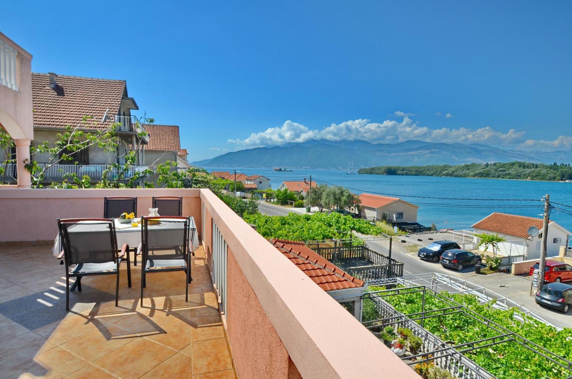 Stradioti Apartments Tivat Zewnętrze zdjęcie